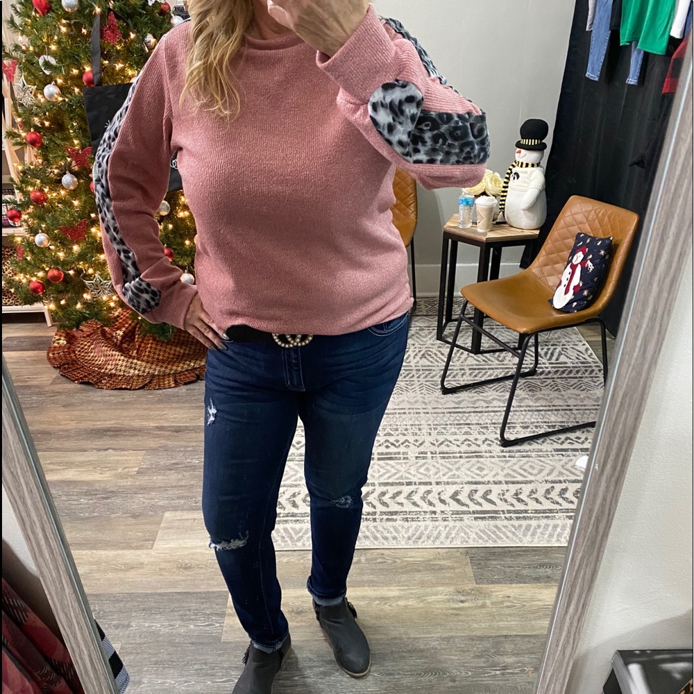 Snow Leopard Sleeve Sweater NEW